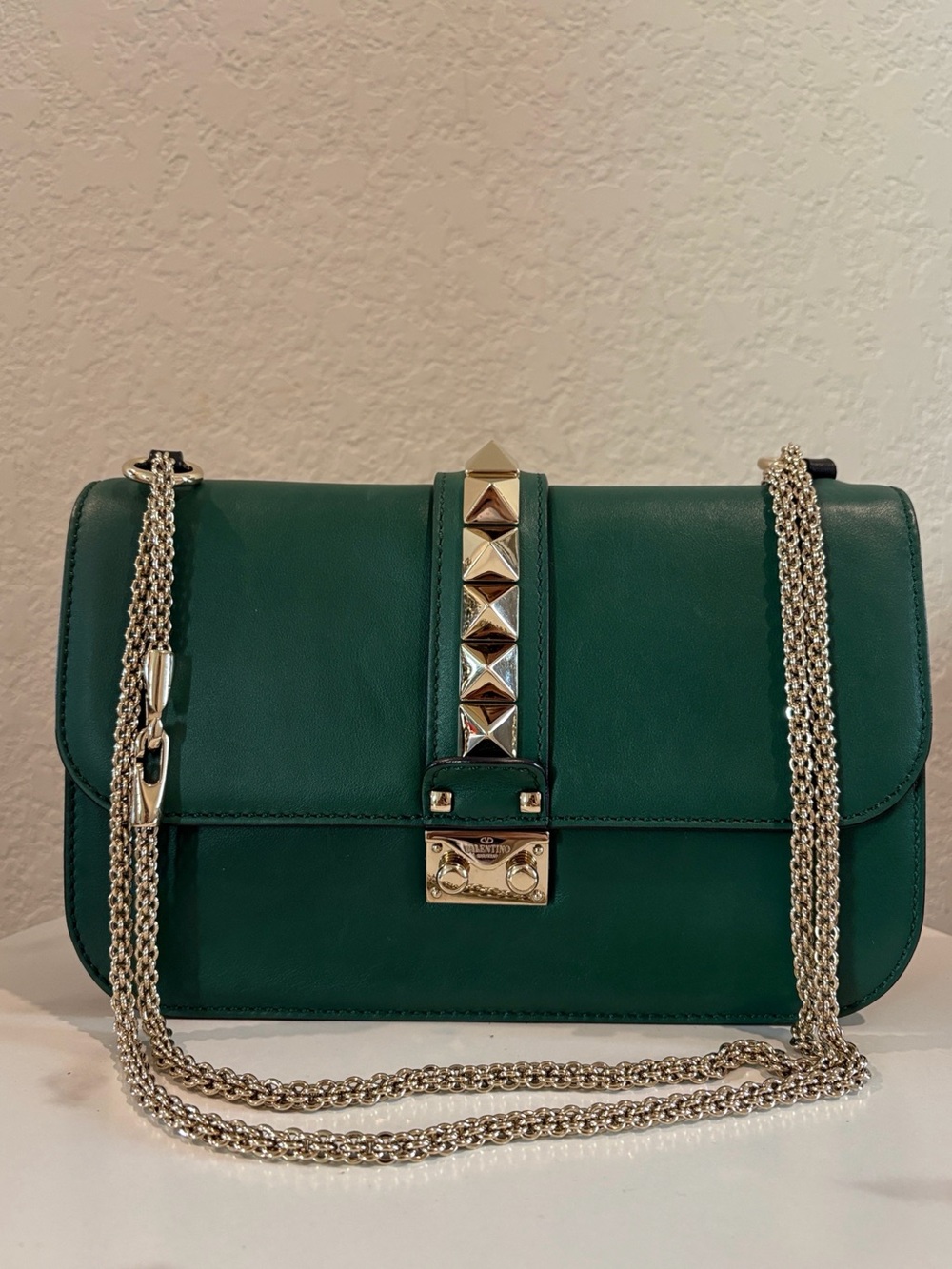 Valentino Garavani Emerald Green Leather Rockstud Chain Shoulder Bag